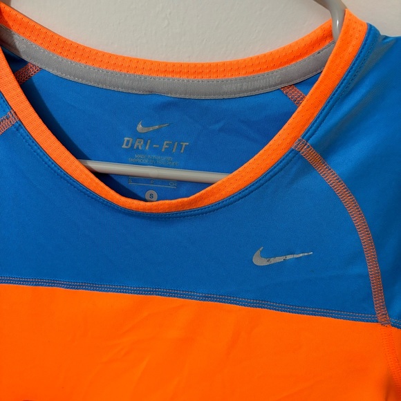Nike Dri Fit shirt - Picture 2 of 2